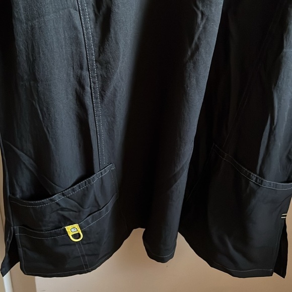 Wonder Wink black plus size stretchy Scrub Top Sz 2X - Picture 8 of 14